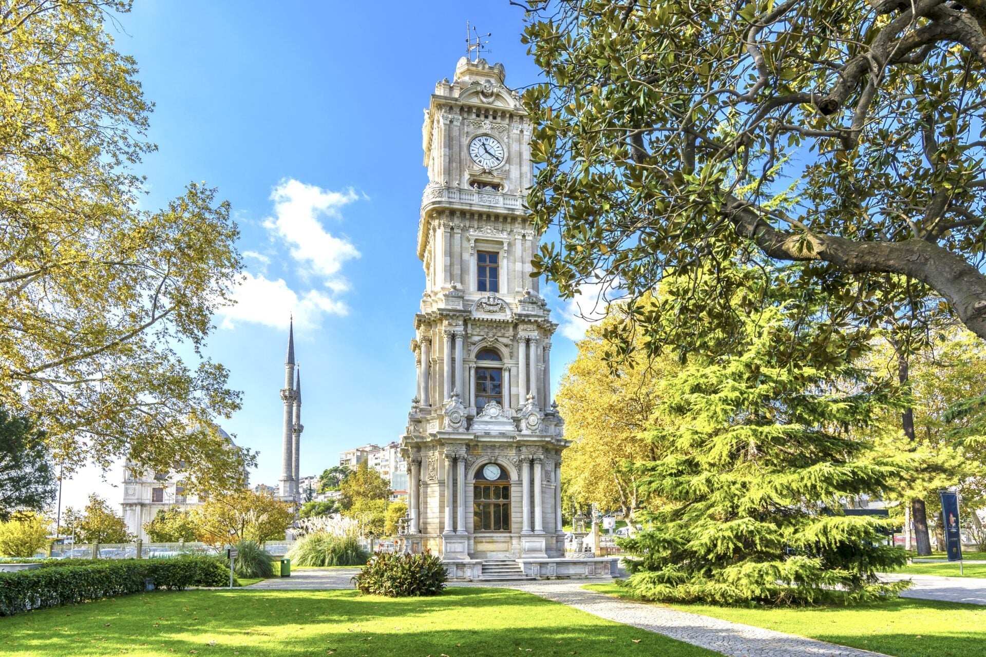 Pałac Dolmabahce i Harem – bilet wstępu bez kolejki z audioprzewodnikiem - Image 2