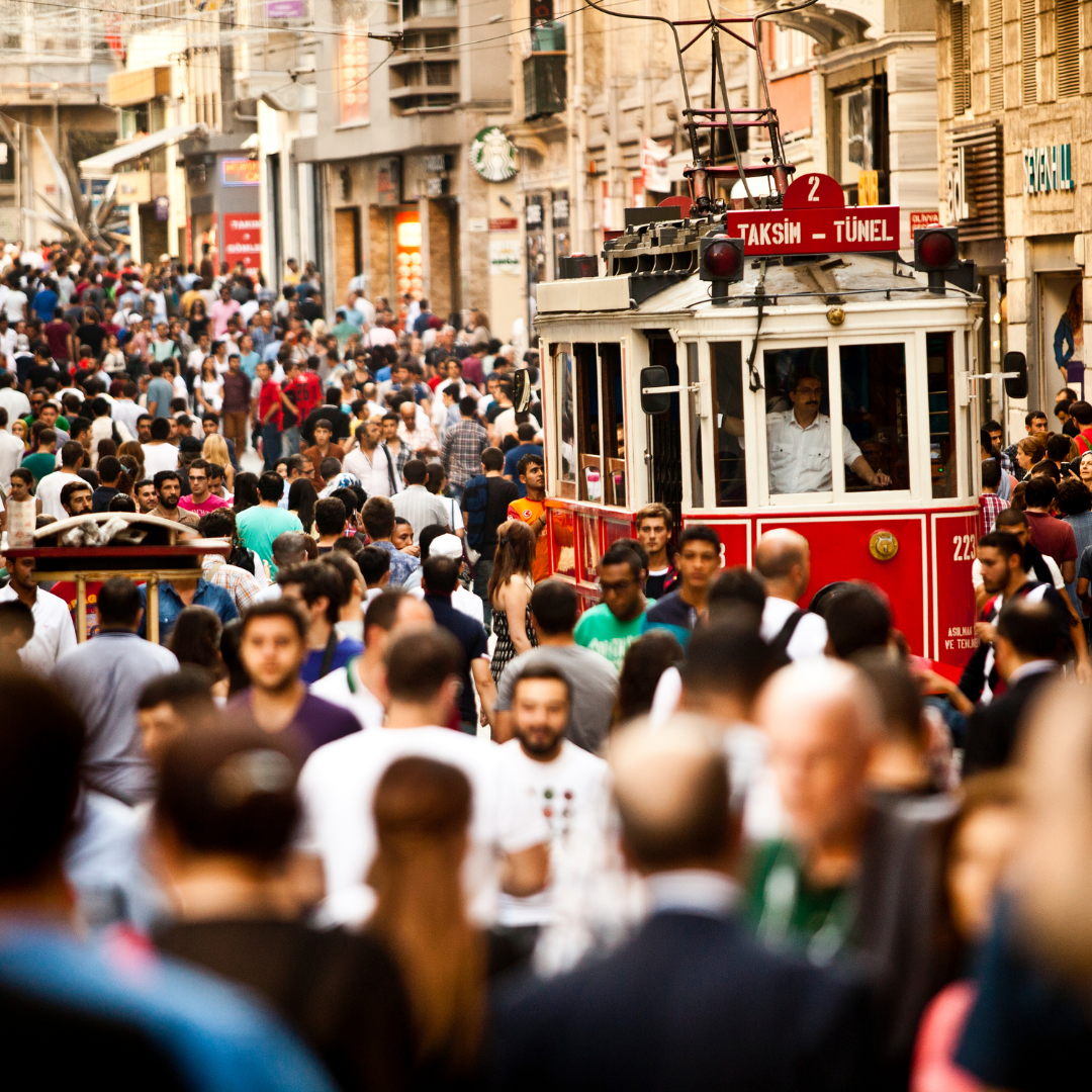 Piața-Taksim-Și-Strada-Istiklal