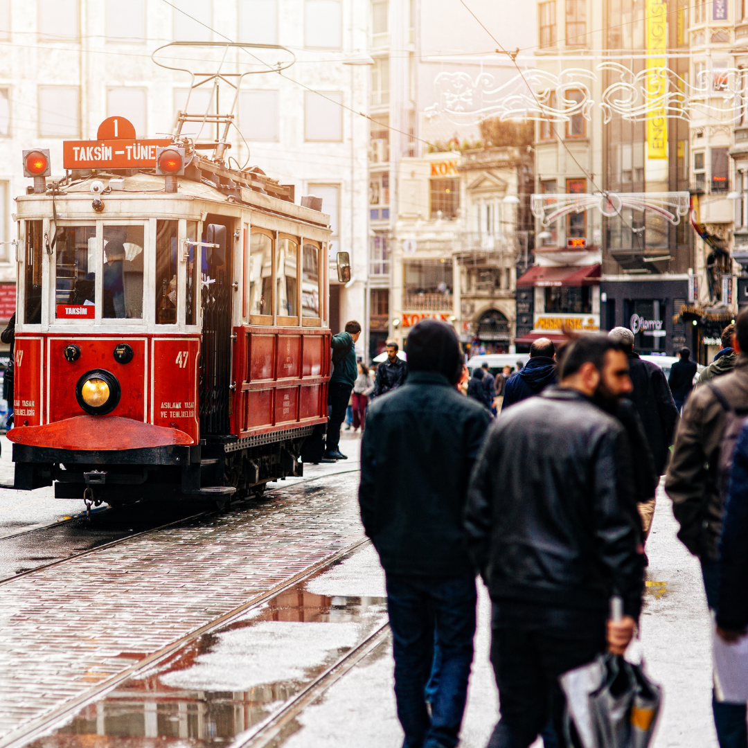 Place-Taksim-et-rue-Istiklal