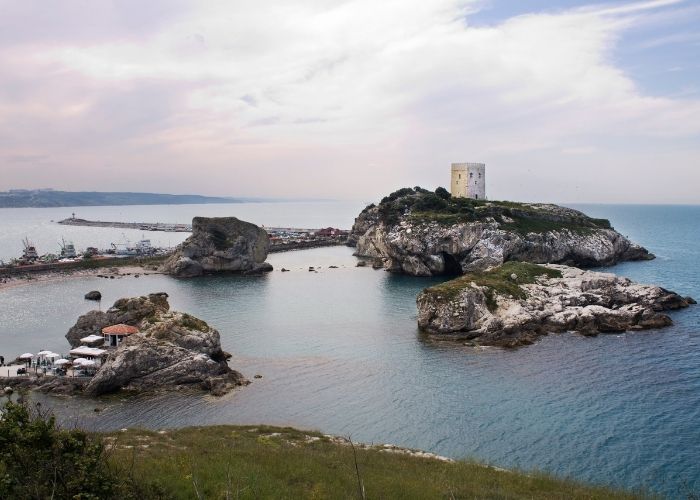 Crying Rock and Black Sea coast in Şile