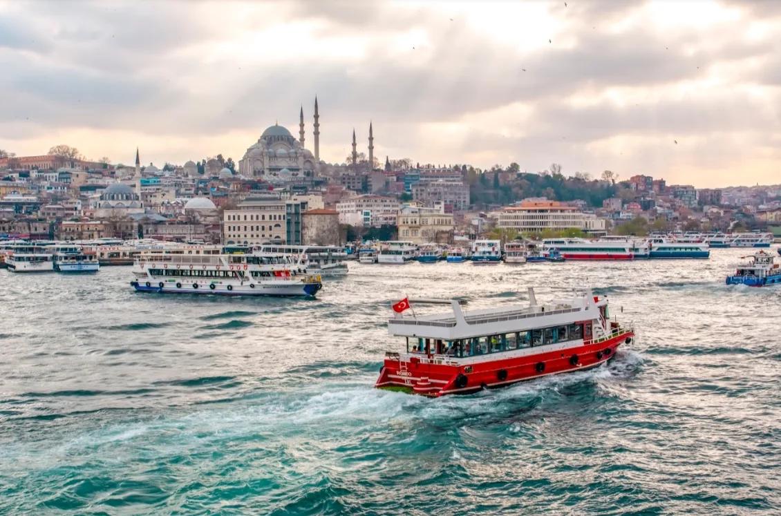 Different Boat and Ferries of Istanbul