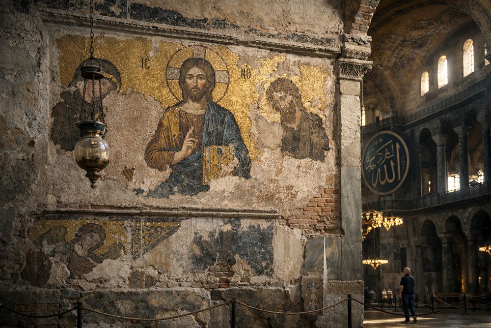 Hagia Sophia Mosaics: What Survived 1,500 Years