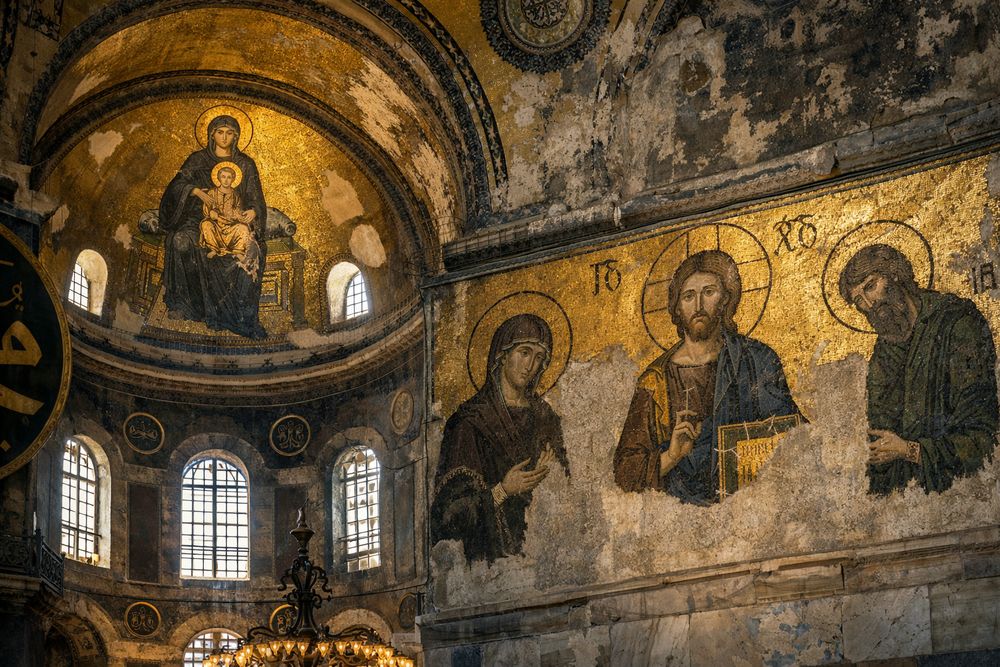 Hagia Sophia Mosaics: What Survived 1,500 Years