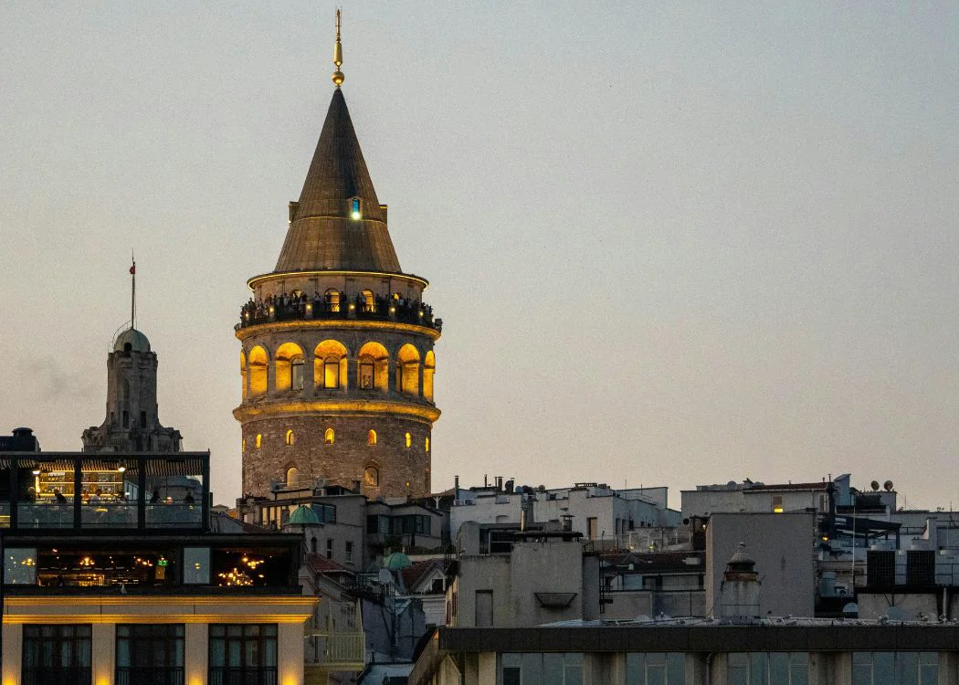 Pałac Dolmabahçe i Wieża Galata – pakiet combo - Image 1